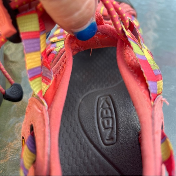 Keen Whisper Coral Waterproof Sport Hiking Water Beach Sandals - Picture 11 of 15